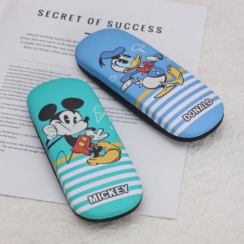 حافظة نظارات ديزني ميكي ستيتش، - مراجعة Travel Accessories Disney وسعره
