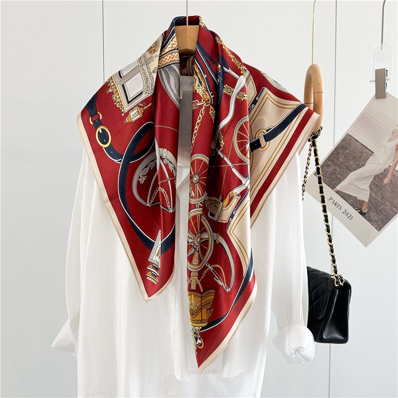وشاح حريري ناعم 12 مم للنساء،  - مراجعة Travel Accessories Bag For Women وسعره