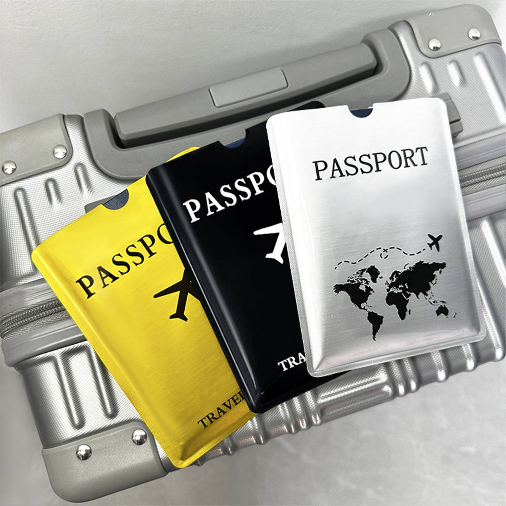 حافظة واقية لجواز السفر من رقا - مراجعة Travel Accessories For Plane وسعره